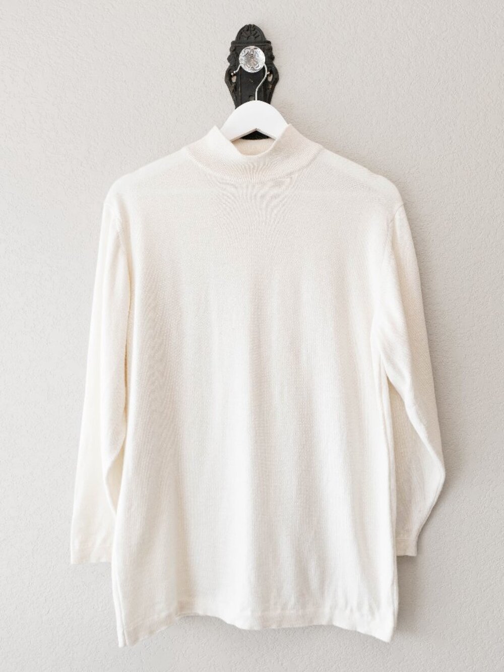 Caroll Italy Mock Neck Sweater L Cream Lambswool Blend Soft Minimalist Knit